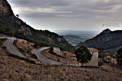 Landschaft Mallorca Serpentinen